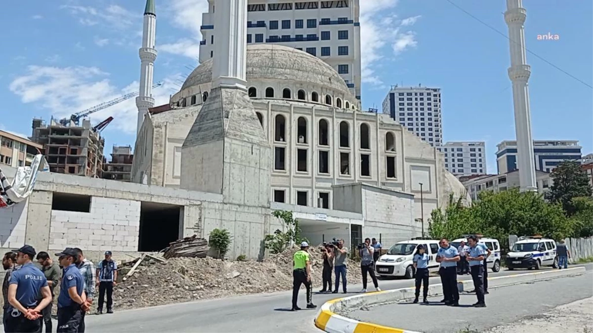 Esenyurt Belediye Başkanı Bozkurt Açıkladı: Yıldız Cami\'nin Altı Kısmı Ticarethane Olmayacak