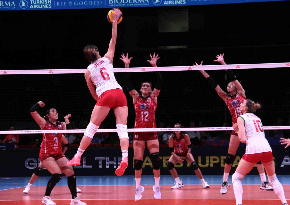 FIVB Milletler Ligi: Tayland: 3 Bulgaristan: 0