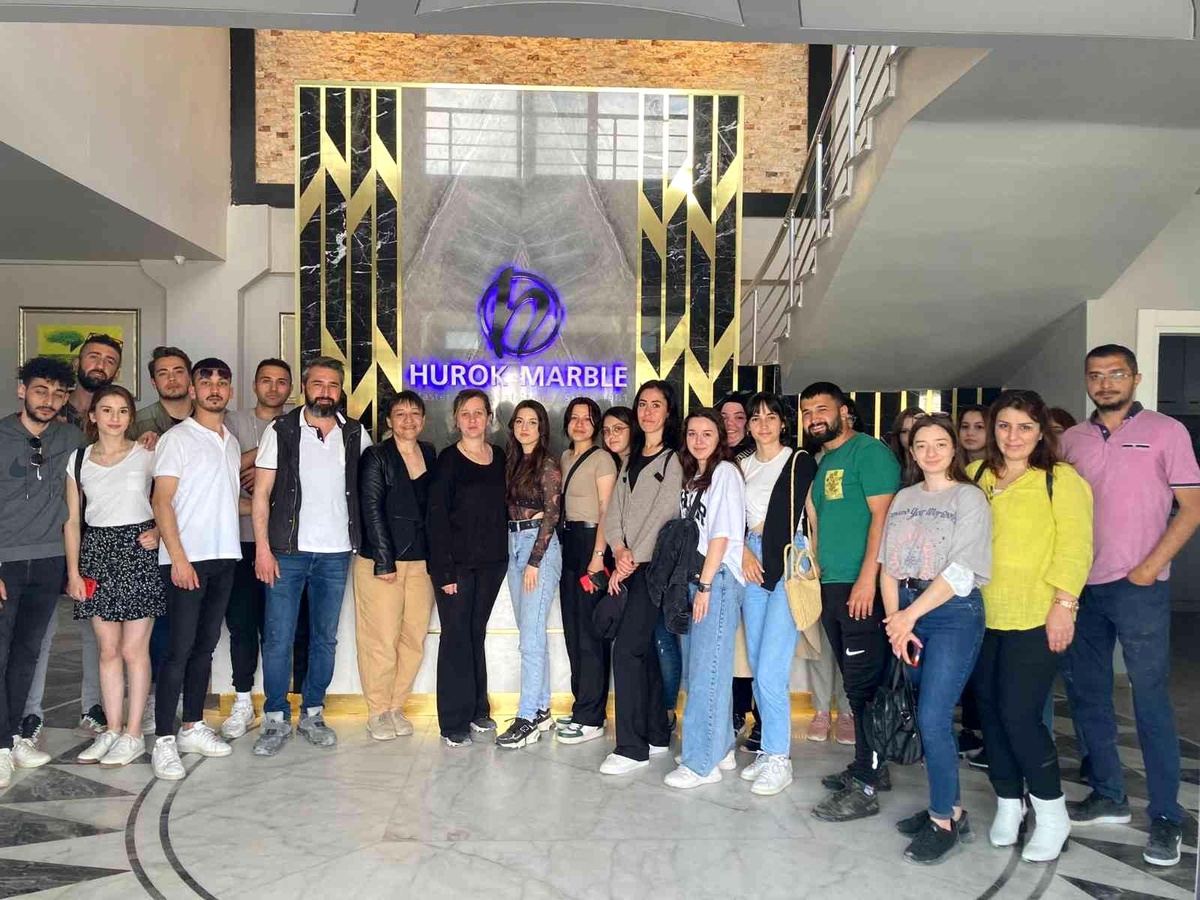 Kütahya Güzel Sanatlar MYO\'dan Hürok Mermer\'e teknik gezi