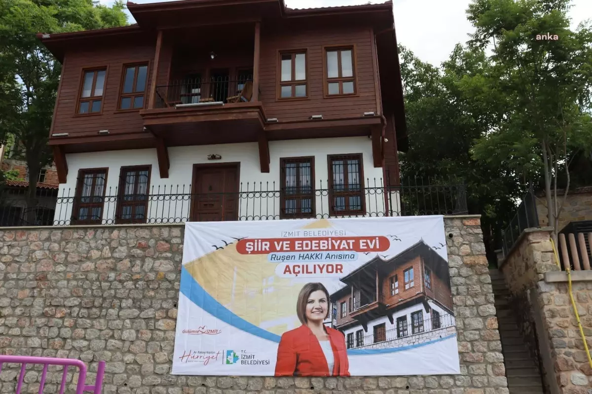 İzmit\'te Şiir ve Edebiyat Evi Açılıyor