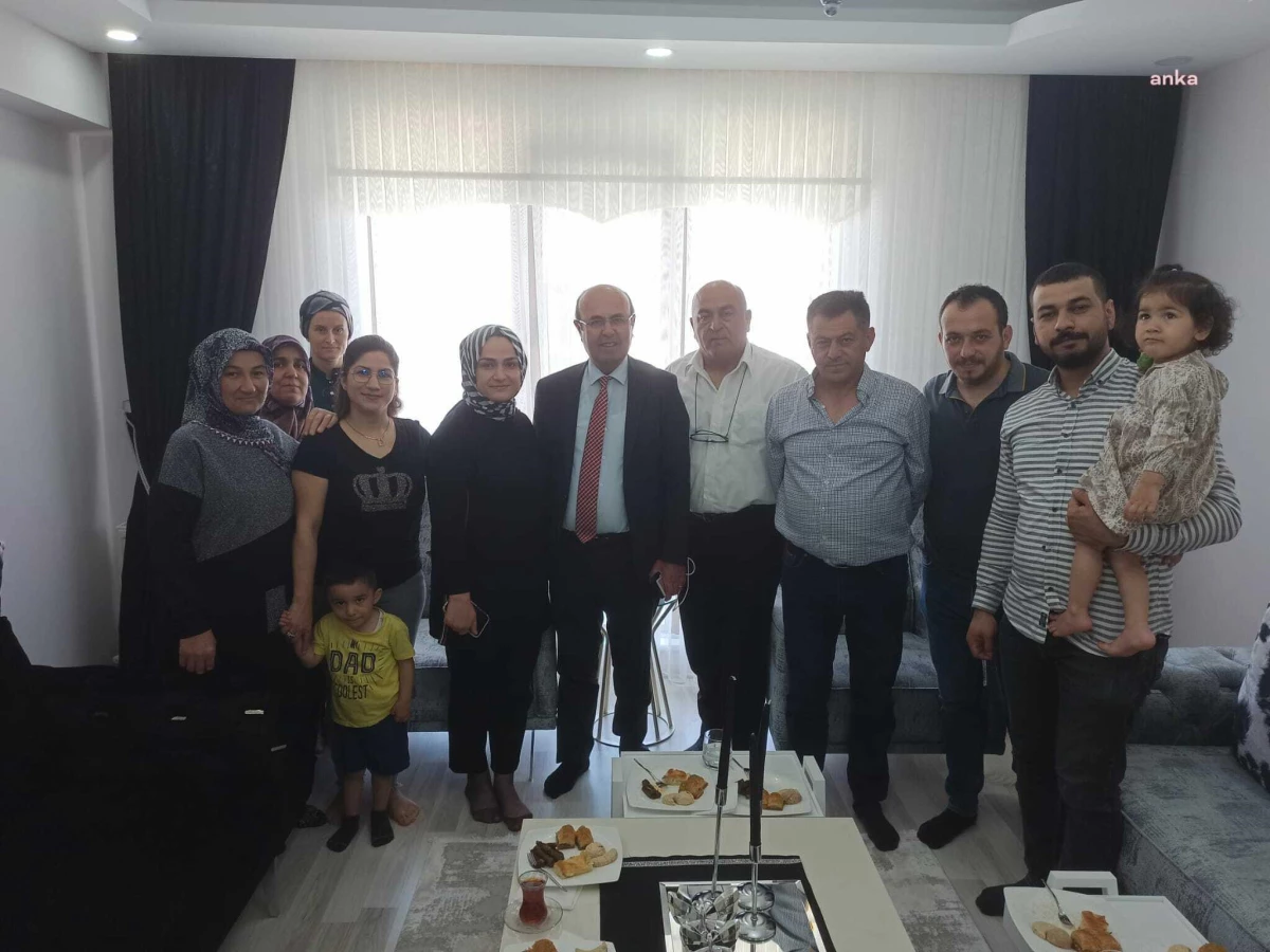 Kırşehir Belediye Başkanı Ekicioğlu, Ev Ziyaretlerine Devam Ediyor