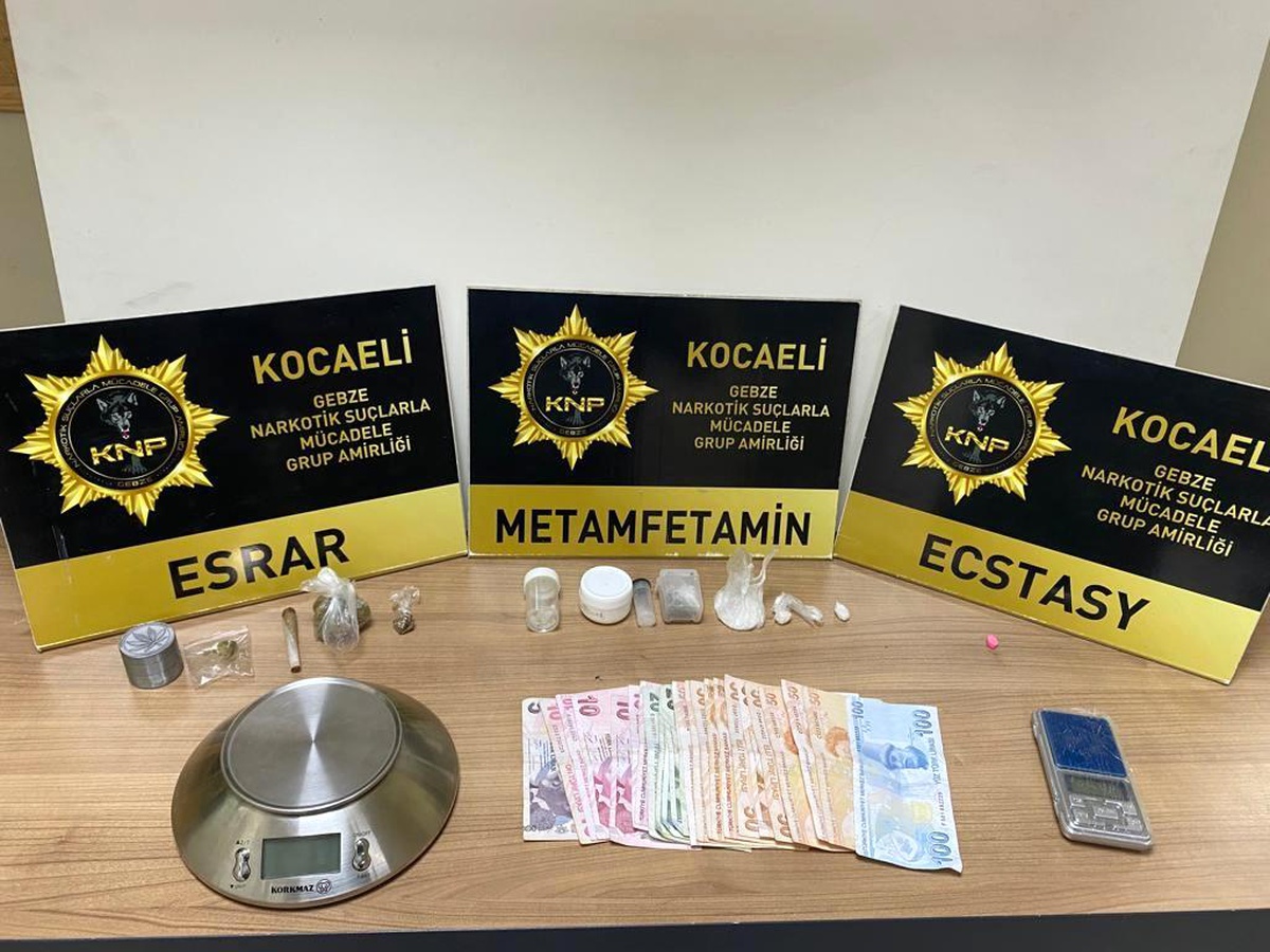 Kocaeli\'de uyuşturucu operasyonu: 10 gözaltı