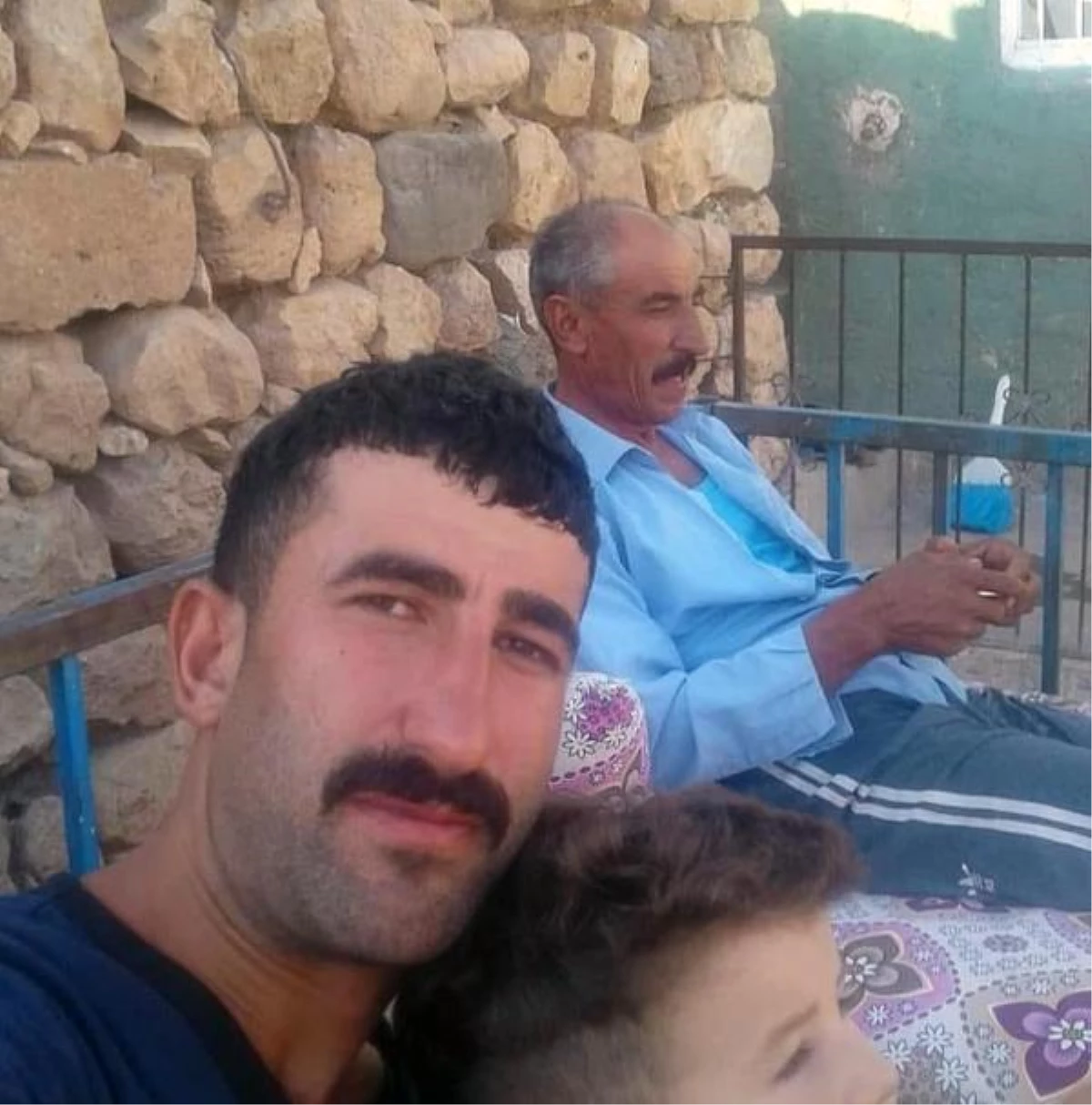 Mardin\'de tarlasını sulayan adam, yılan sokması sonucu hayatı kaybetti