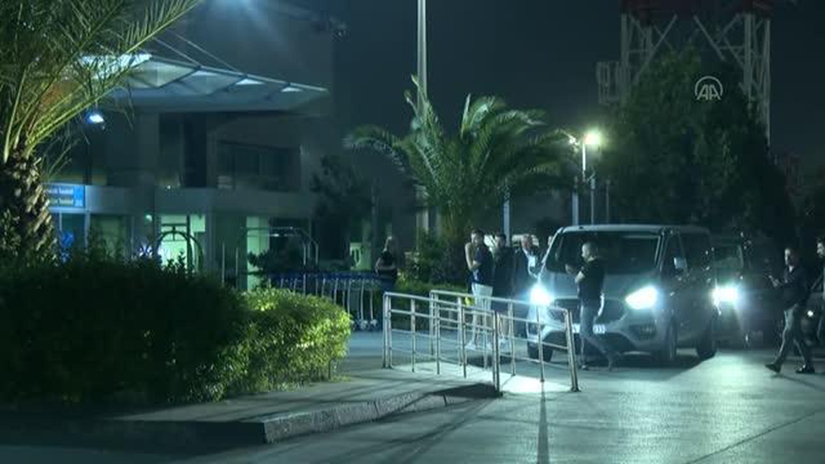 Portekizli teknik direktör Jesus, Fenerbahçe için İstanbul\'a geldi