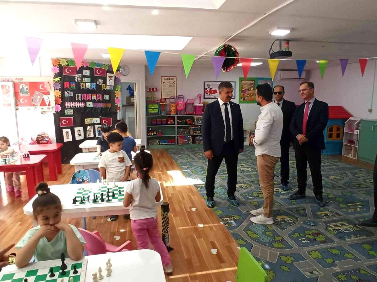 Rektör Çiftçi'den Azerbaycan çıkartması