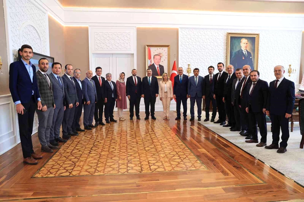AK Parti İl Başkanı Taş ve beraberindeki heyet, Ankara\'da ziyarette bulundu