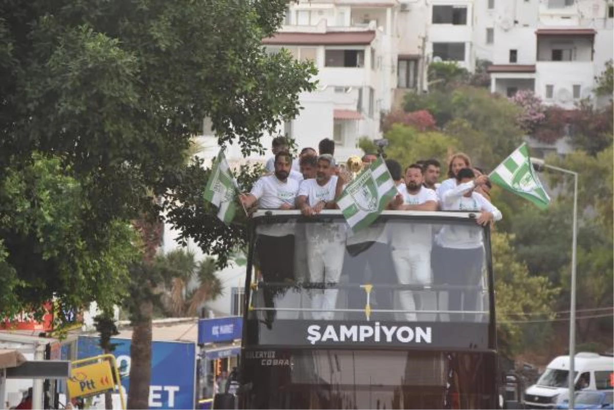 Bodrum sokakları yeşil-beyaz oldu, taraftar tarihi zaferi coşkuyla kutladı