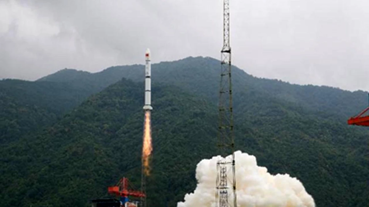 Çin Dokuz Geely-01 Uydusu Fırlattı