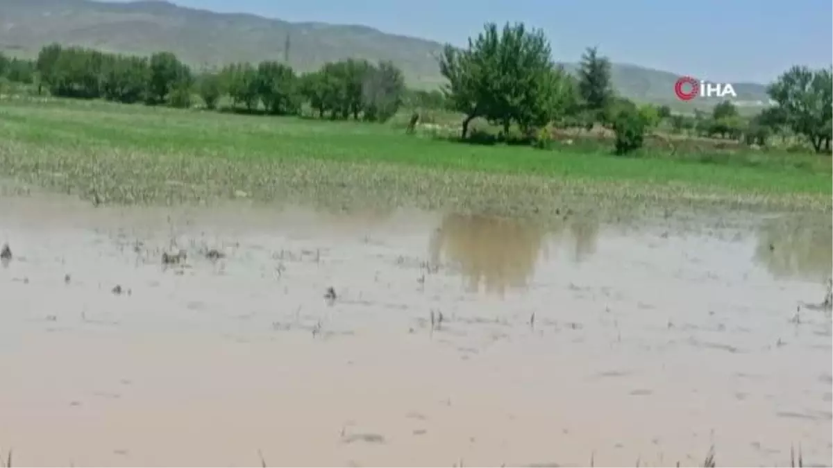 Dün akşam saatlerinde yaşanan selin bilançosu gün ağarınca ortaya çıktı