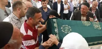 İnşaat demirinin üstüne düşerek ölen 11 yaşındaki eşref, son yolculuğuna uğurlandı