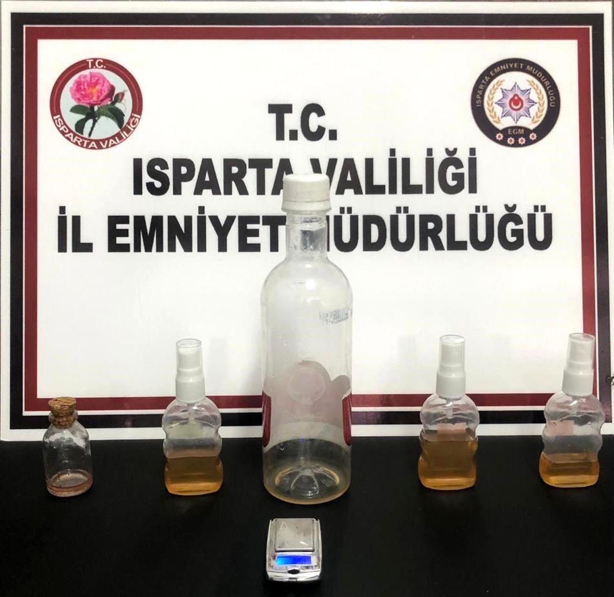 Isparta\'da uyuşturucu operasyonu: 4 şüpheli yakalandı