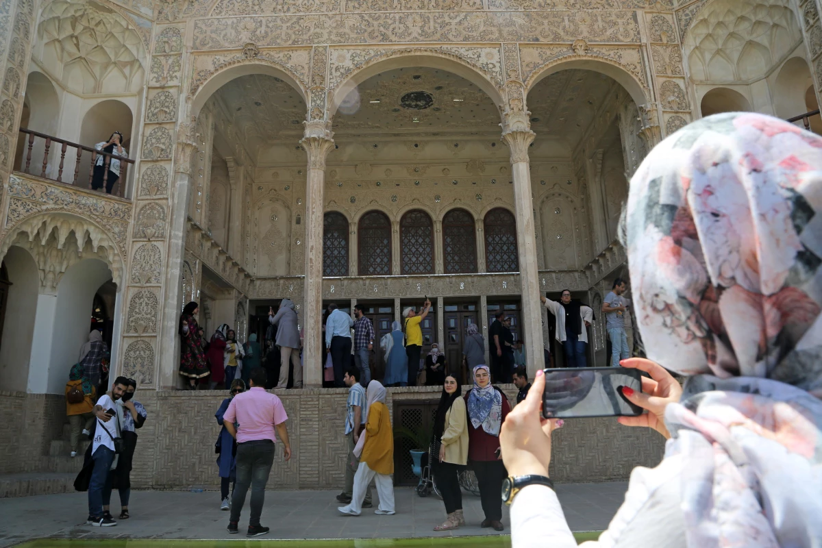 Kadim İran mimarisinin şaheserlerinden biri: Tabatabai Evi