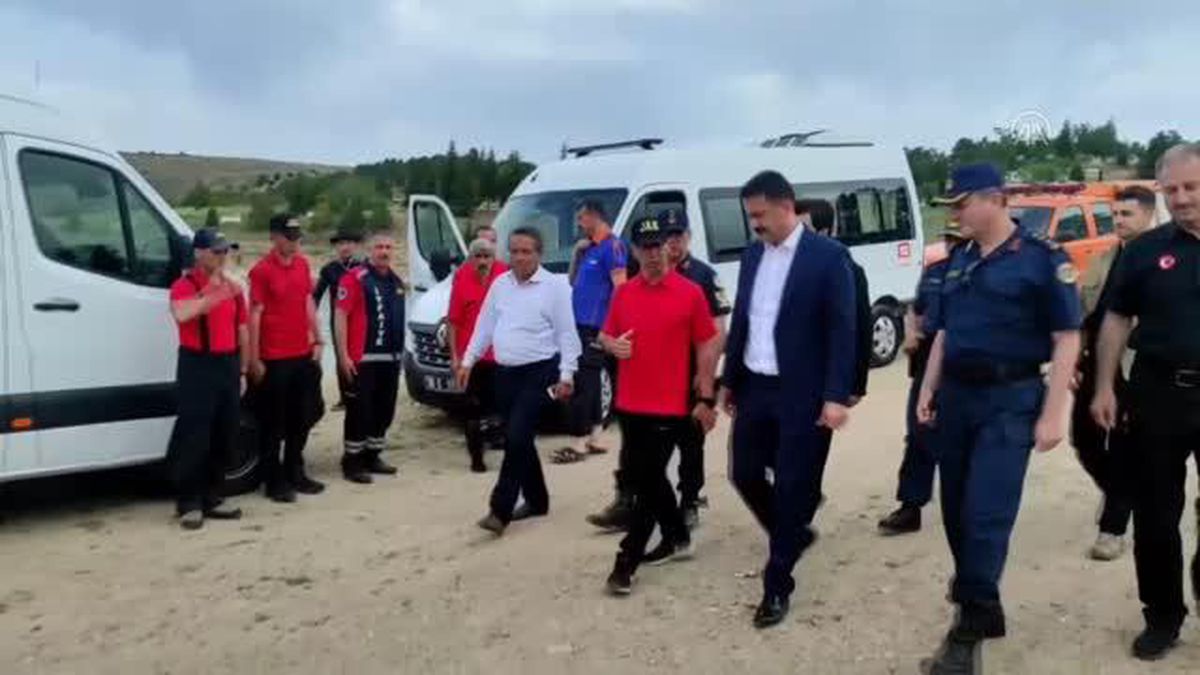 KIRIKKALE - Baraj gölünde kaybolan genci arama çalışmaları sürüyor