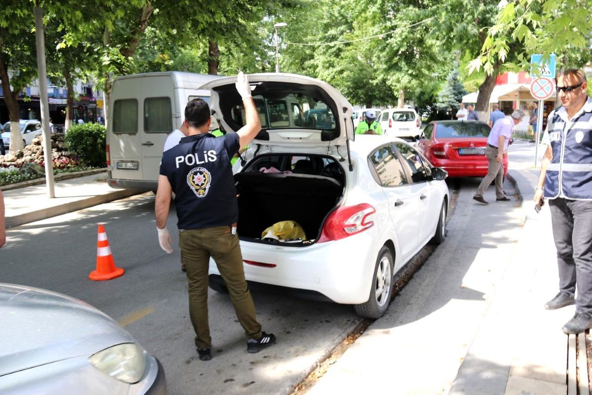 Malatya'da kurallara uymayan 125 araca ceza