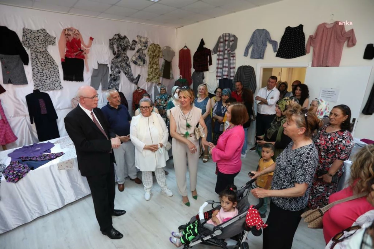 Odunpazarı\'nda Halk Merkezlerinin Geleneksel Yıl Sonu Sergileri Açıldı