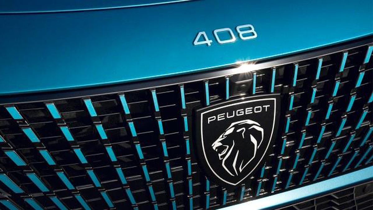 Peugeout 408 geliyor! İşte ilk resmi görsel