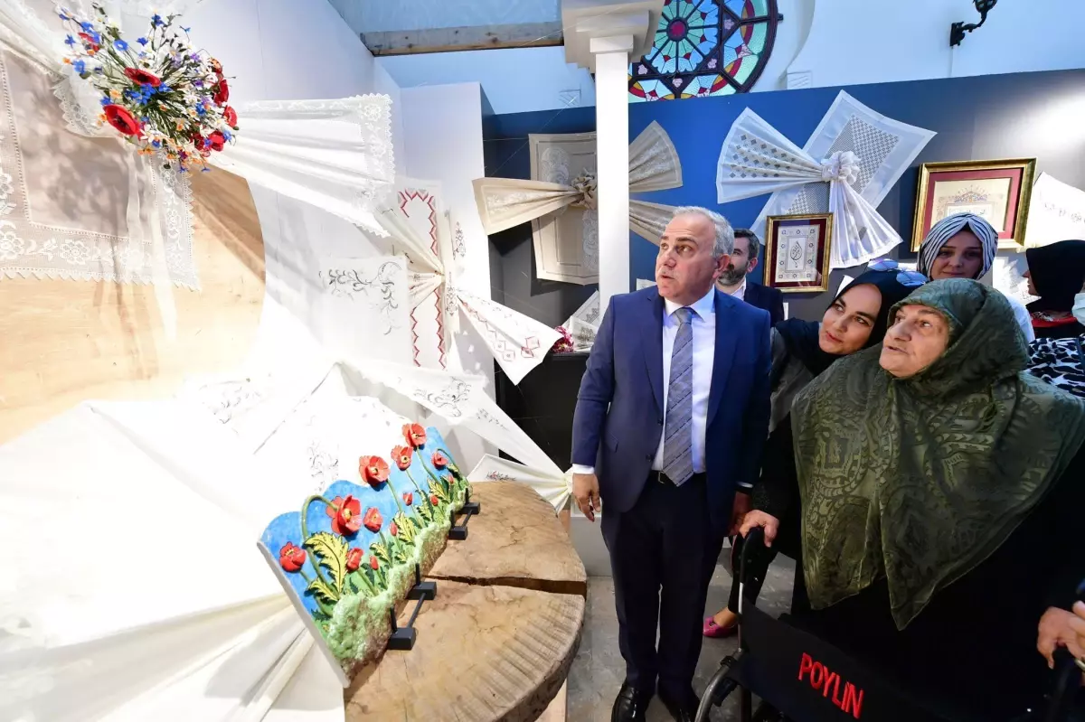 Sirkeci Garı\'nda "El Emeği Sergisi" açıldı