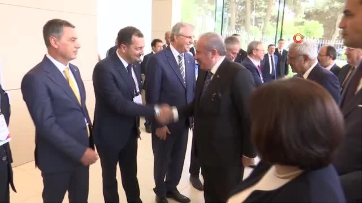 TBMM Başkanı Şentop\'tan "Türkiye-Azerbaycan ortak üniversitesi" önerisiŞentop, Bakü\'de "Karabağ" temalı kongrede akademi dünyasına seslendi