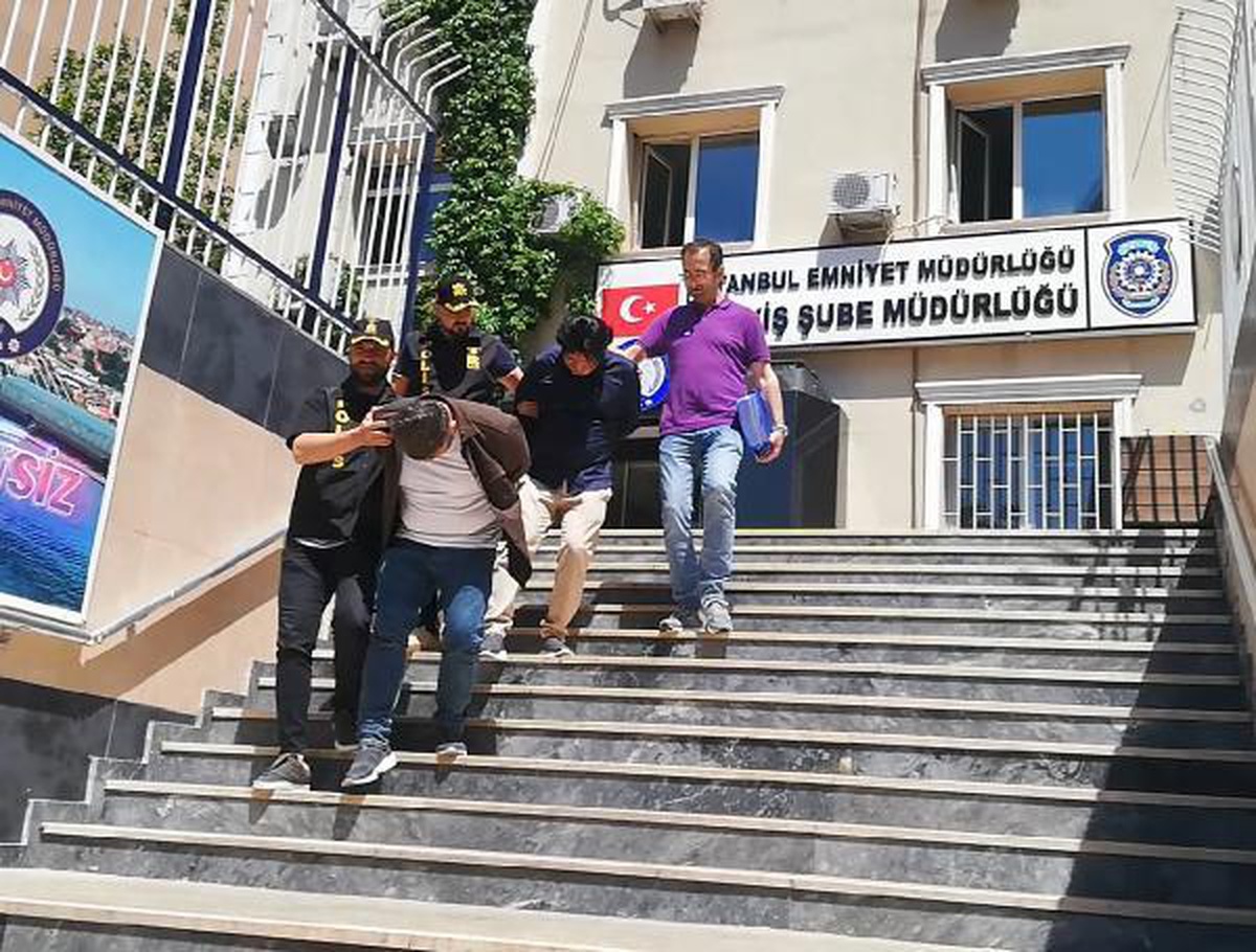 Yabancı uyruklu sahte polisler yakalandı