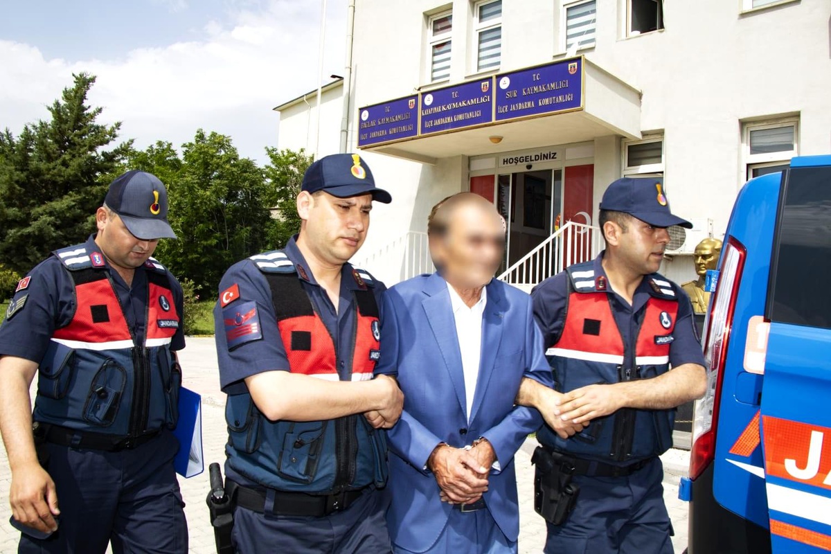 Diyarbakır\'da kasten adam öldürme suçundan aranan zanlı yakalandı