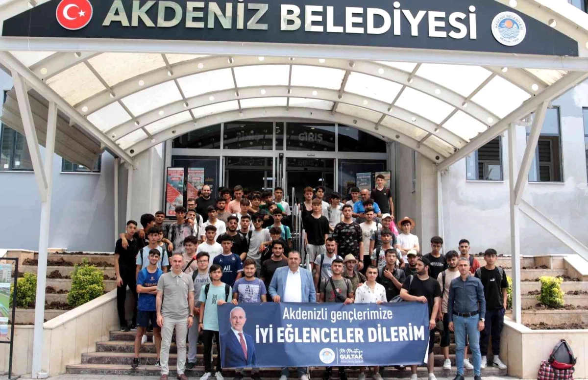 Akdeniz Belediyesinden gençlere Çanakkale ve Kapızlı gezisi