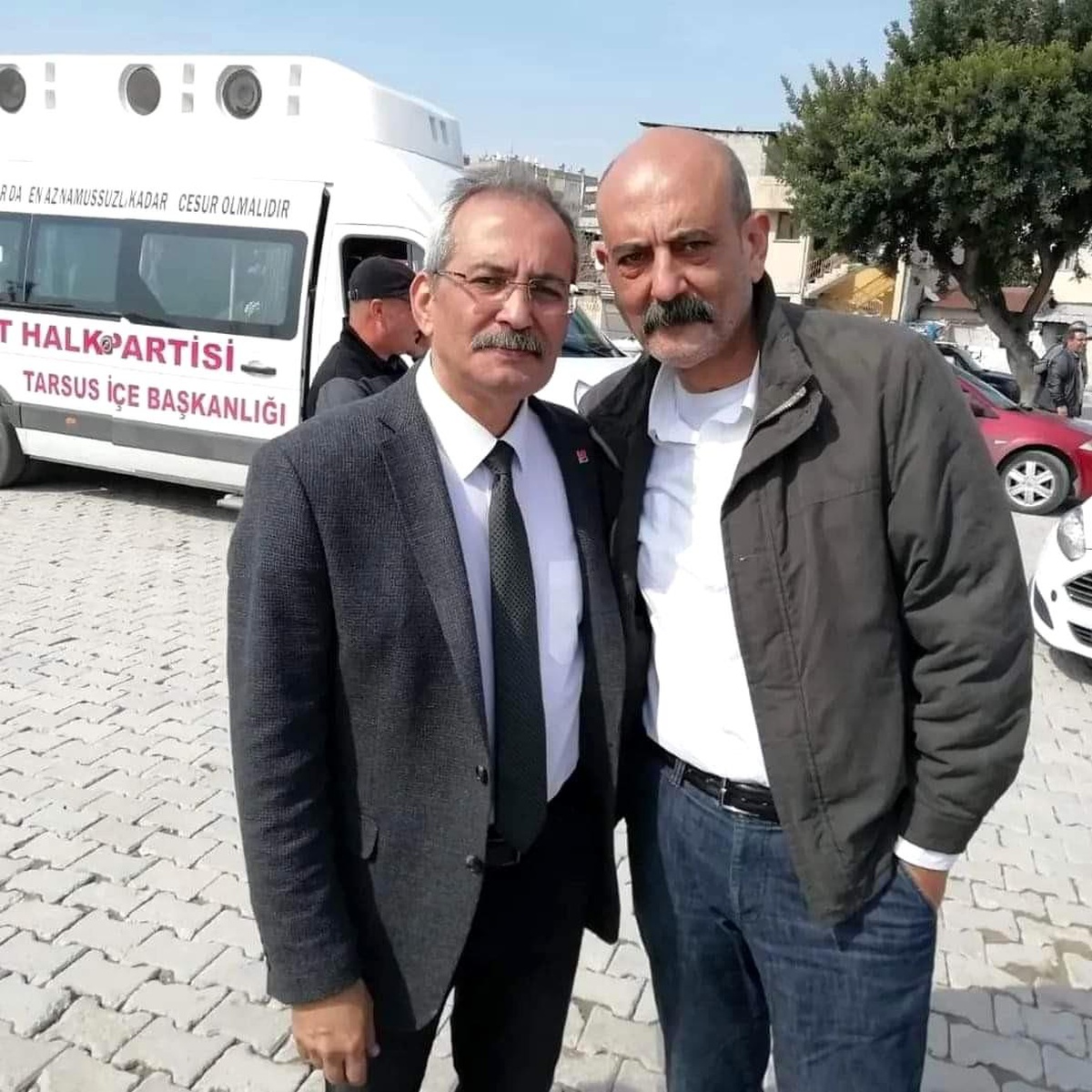 Başkanı Bozdoğan\'ın kardeşi aracında kalp krizi geçirip hayatını kaybetti