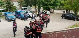 Bolu merkezli 3 ilde uyuşturucu operasyonu: 11 gözaltı