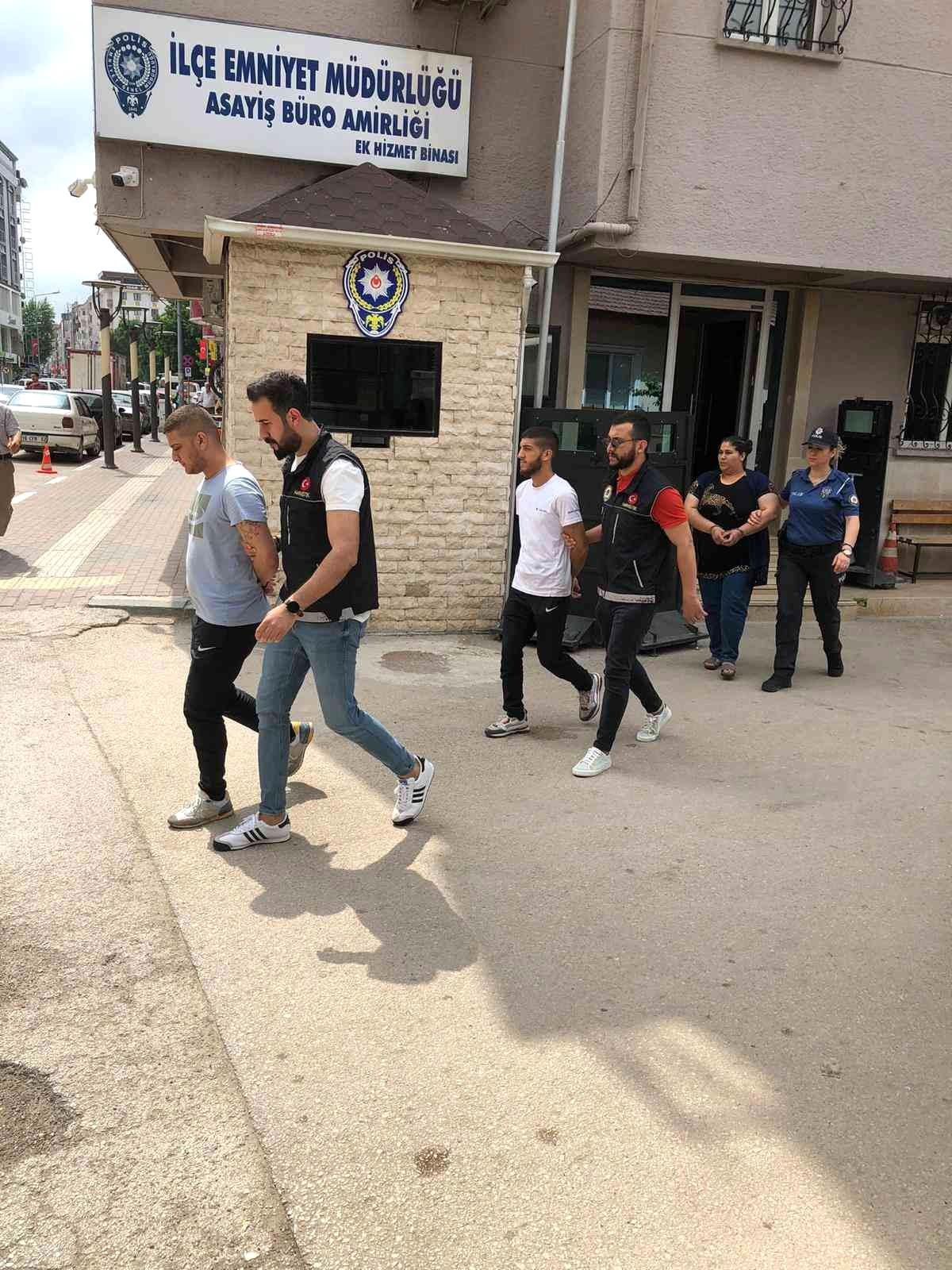 Bursa\'da uyuşturucu operasyonu: 4 tutuklama