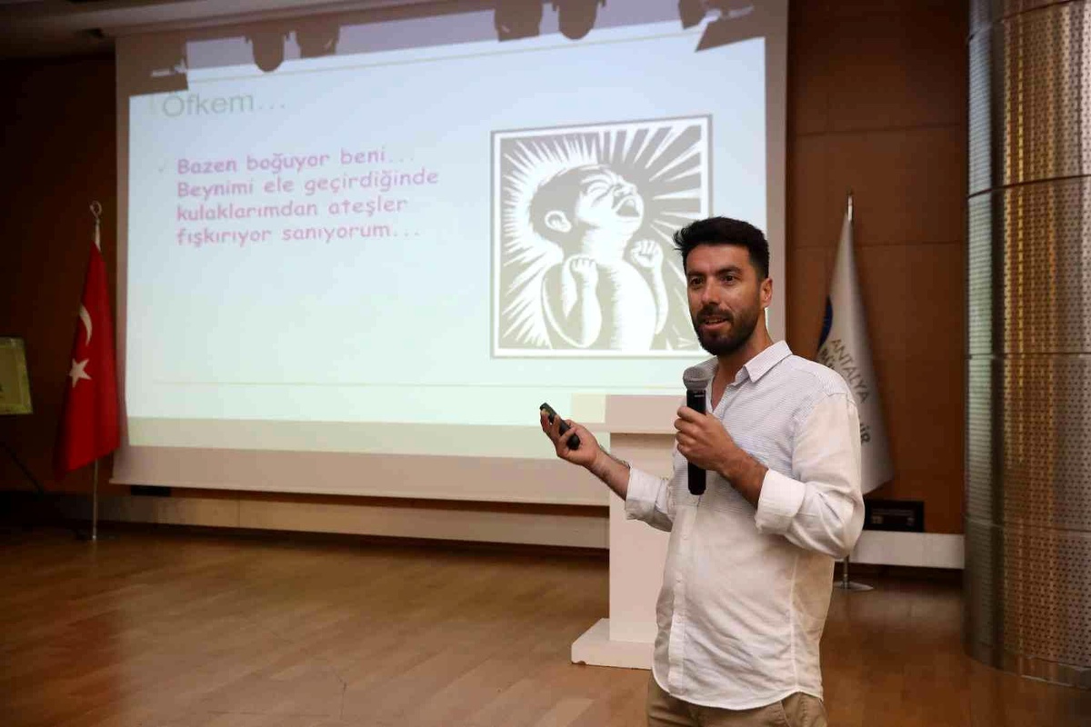 Büyükşehir\'den otobüs şoförlerine "öfke" eğitimi