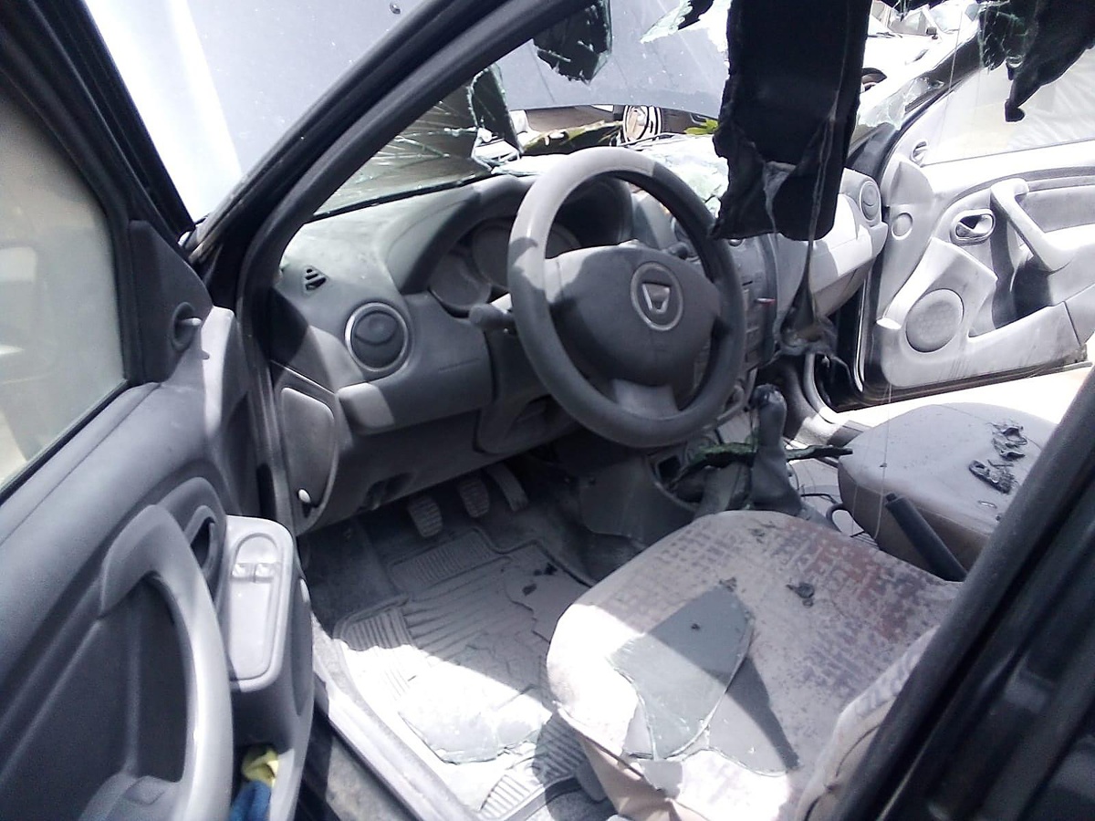 Elazığ\'da şarj cihazının patlaması sonucu otomobilde hasar oluştu