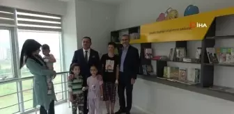 Hastanede yatan minikler için kütüphane yapıldı