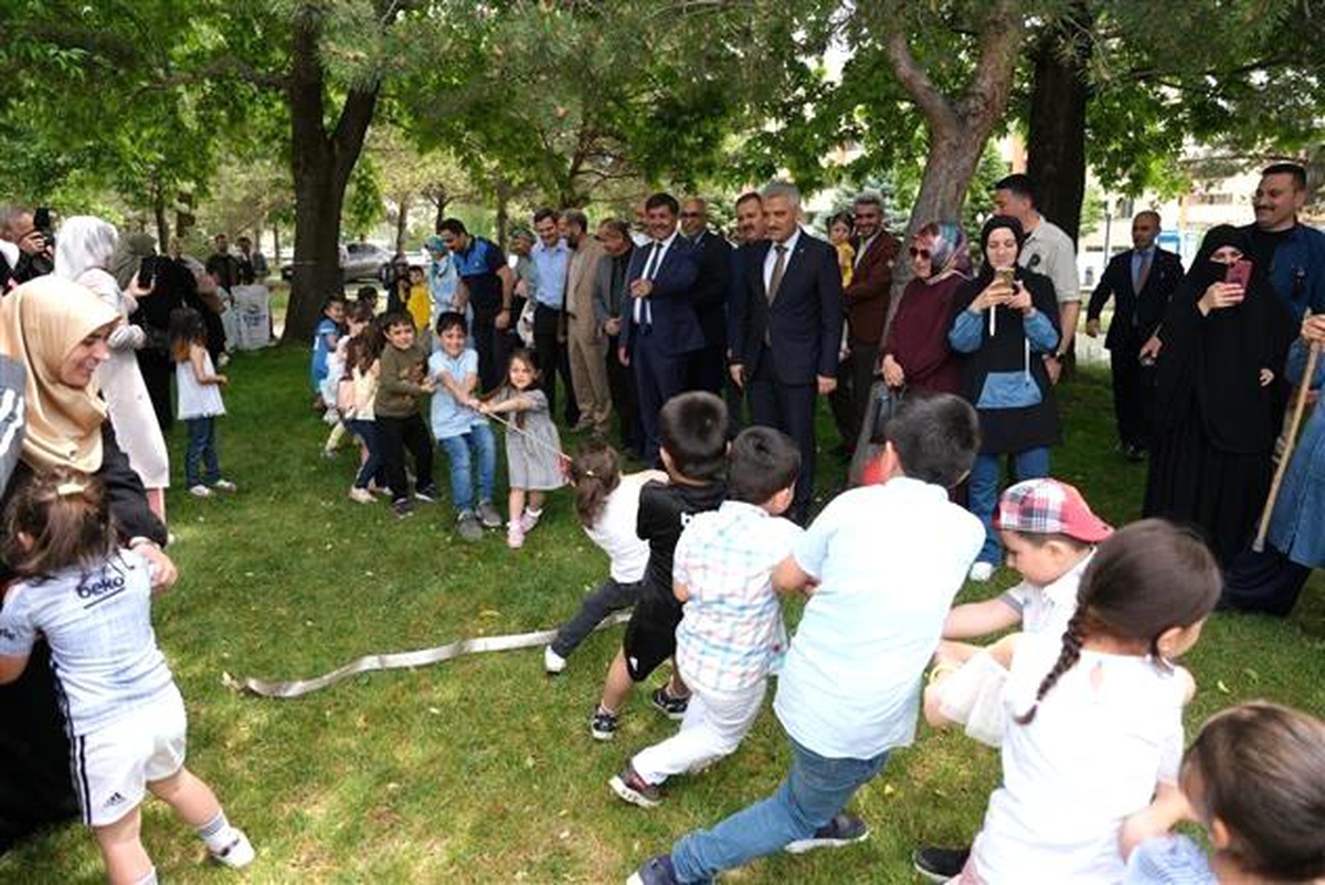 "Kadim Oyunlar Çocuk Şenliği" düzenlendi