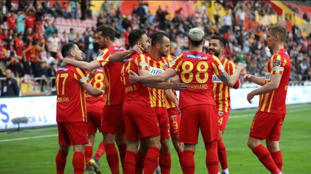 Kayserispor, Hatayspor\'dan ayrılan teknik adam Ömer Erdoğan ile anlaştı