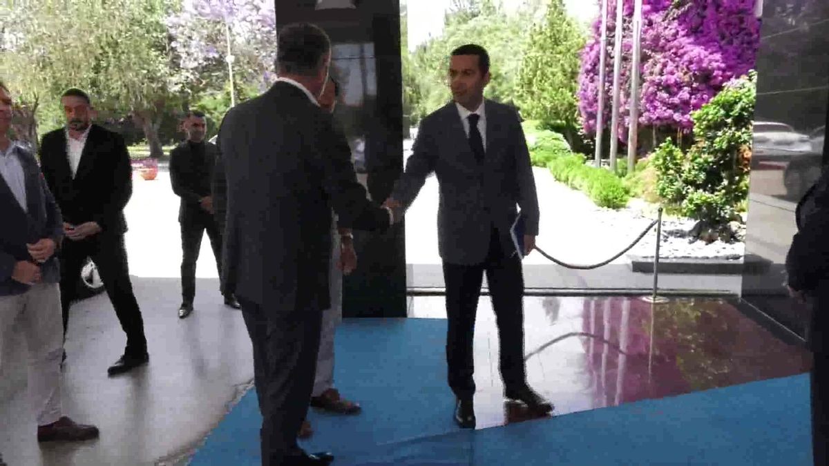 Konyaaltı'na Görkemli Atatürk Anıtı