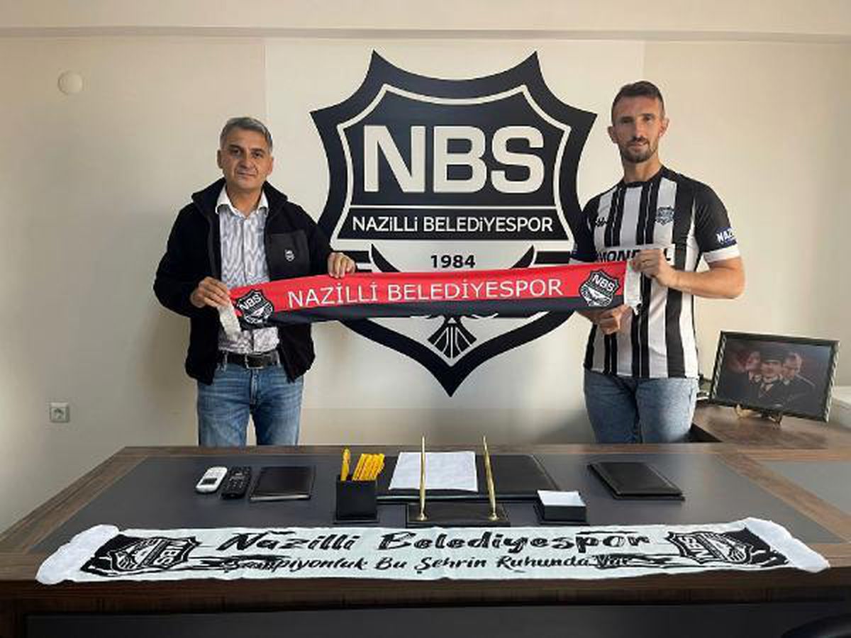Nazilli\'de ilk imza Zekeriya\'dan