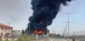 Niğde'de atık yağ geri dönüşüm tesisinde yangın (1)