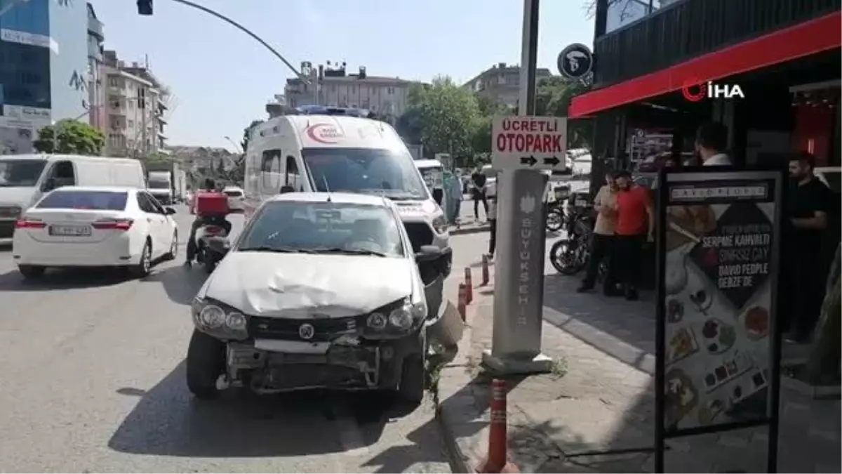 Otomobil ile motosiklet çarpıştı: 1 yaralı