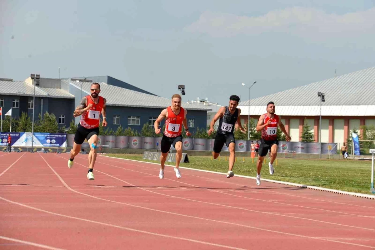 Balkan Bayrak ve Uluslararası Sprint Kupası Şampiyonası başladı