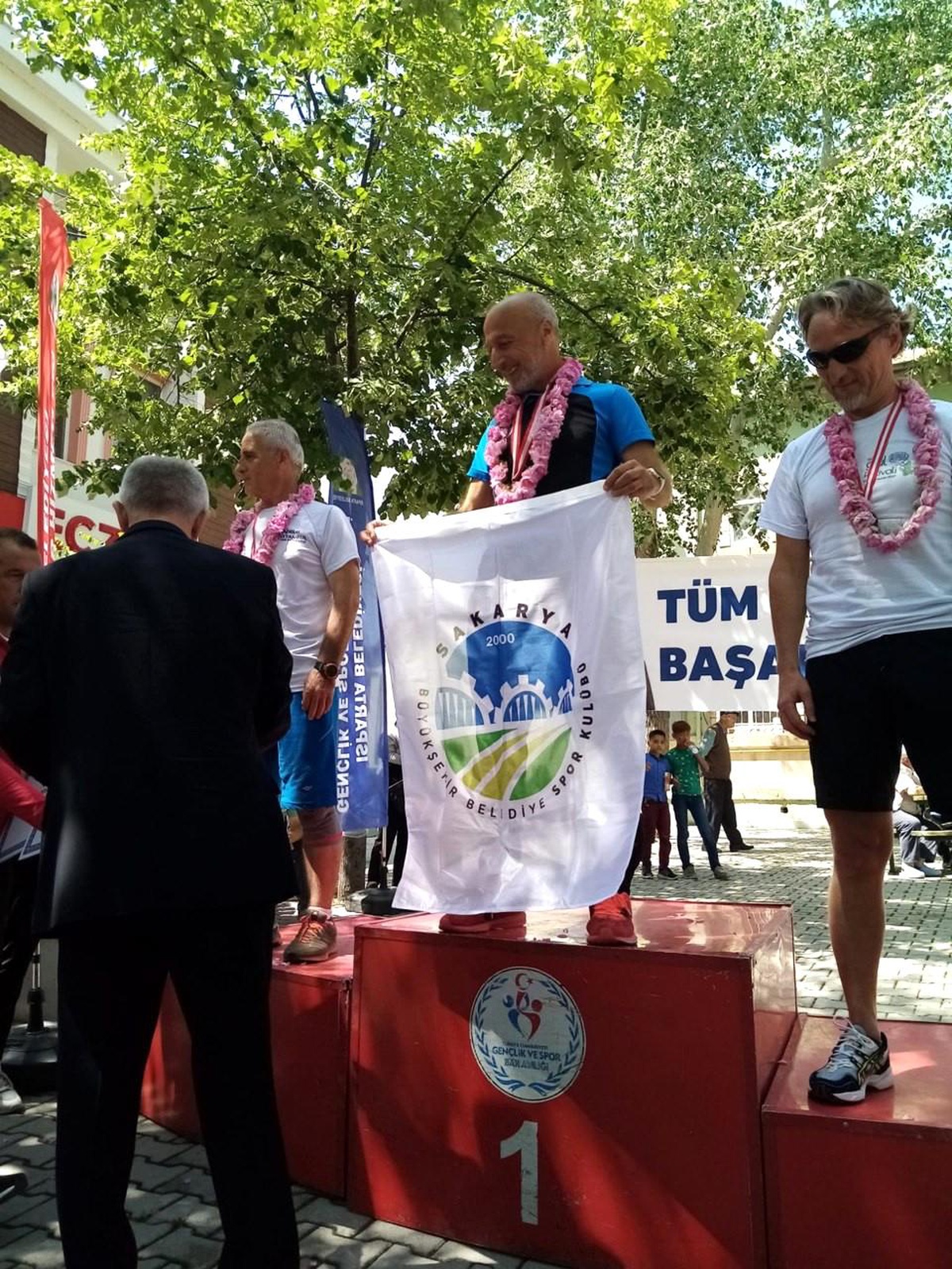 Büyükşehir sporcusu Isparta\'dan altın madalya ile döndü