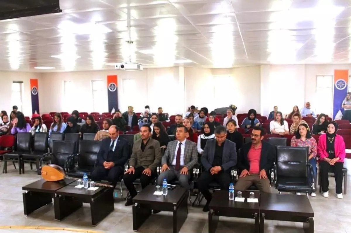 Çıldır MYO\'dan Aşık Şenlik Konferansı