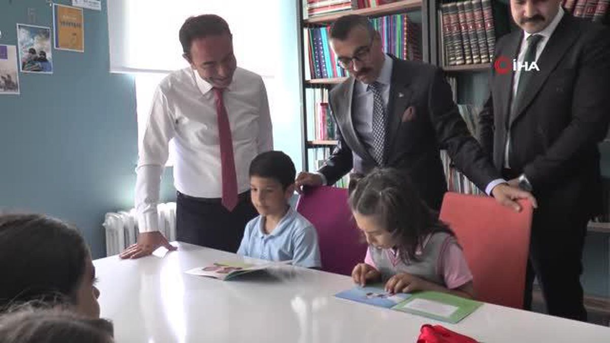 Hayırseverlerin yaptırdığı Şehit Halil İbrahim Aygül kütüphanesi hizmete açıldı