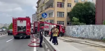 Kadıköy'de metruk binada yangın