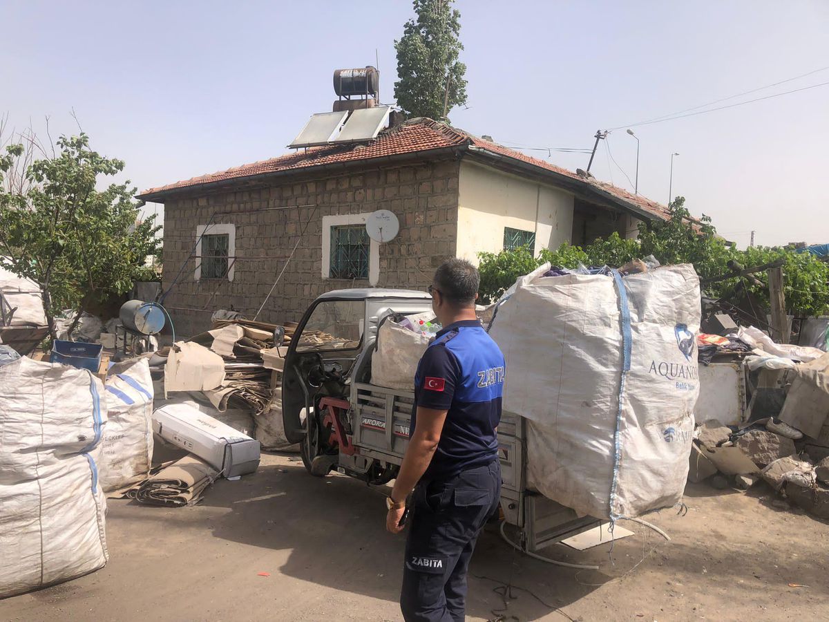 Kayseri\'de hurdacı denetimlerinde 10 iş yeri mühürlendi