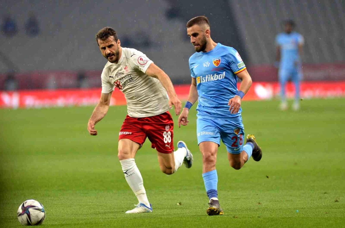 Kayserisporlu Ramazan Civelek: "Başarı için çalışacağız"