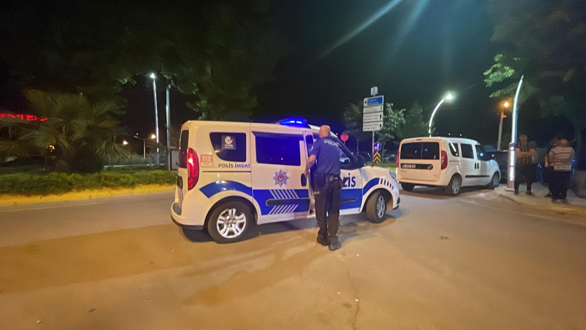 Kocaeli\'de 2 polisi yaraladıkları öne sürülen 3 şüpheli tutuklandı