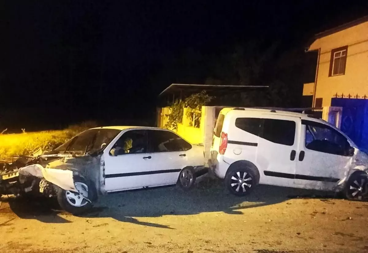 Malatya'da iki araç çarpıştı: 5 yaralı