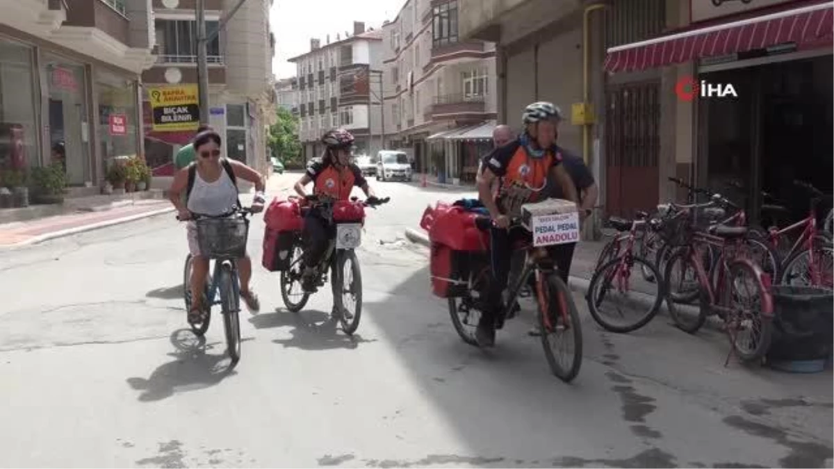 Pedal pedal Anadolu: 12 yıldır bisikletle Türkiye\'yi geziyorlar