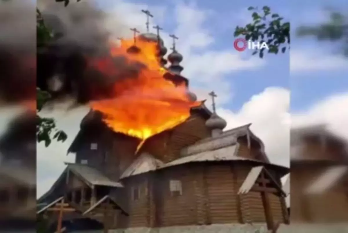 Rusya, Ukrayna\'da tarihi manastırı bombaladı