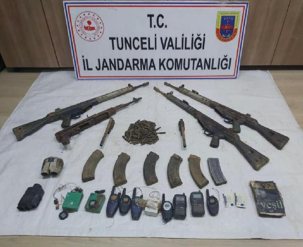 Teröristlerin mühimmat deposu olarak kullandığı sığınak imha edildi
