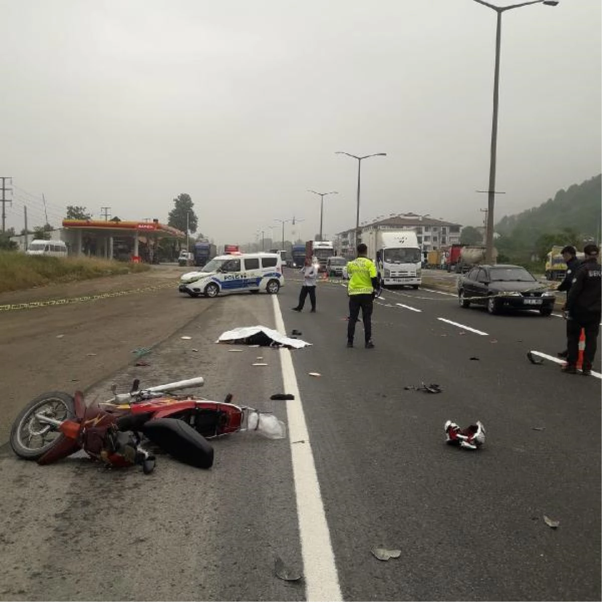 TIR\'a çarpan motosikletin sürücüsü öldü